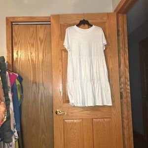 Old Navy White Boxy Short Sleeve T-Shirt